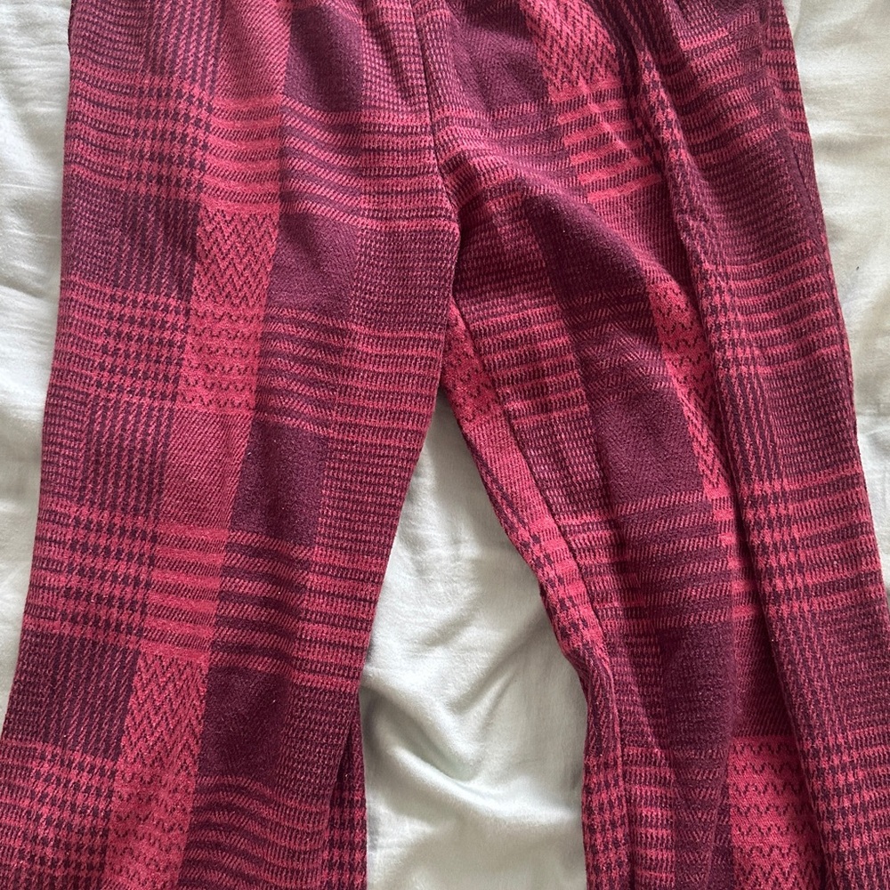Plaid women’s flannel pajama bottom
